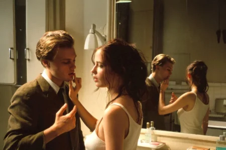 Mubi relança “Os Sonhadores”, drama erótico de Bertolucci que abalou o cinema em 2003