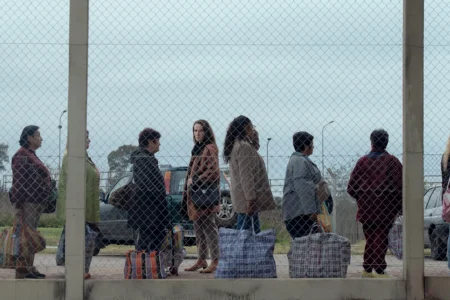 A Mulher da Fila: drama argentino de 2025 estreia na Netflix e destaca a batalha de uma mãe contra a burocracia