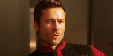 Glen Powell explica por que ainda não veste uniforme de super-herói da Marvel