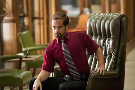 Comédia adulta “Eu Quero Matar Meu Chefe” chega à Netflix e promete gargalhadas sem pudor