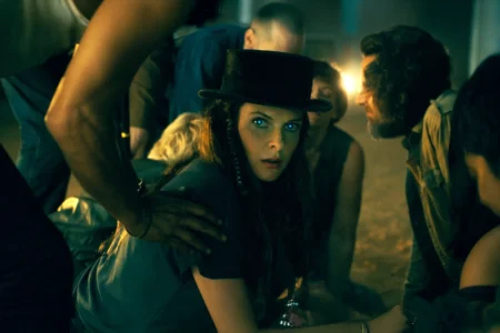 Doutor Sono, continuação de O Iluminado, estreia na Netflix com clima intenso e elenco afiado