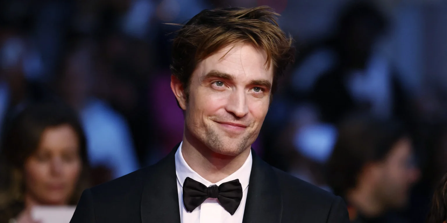 Primeiras fotos de Robert Pattinson e Denzel Washington no set de Here Comes the Flood agitam a web