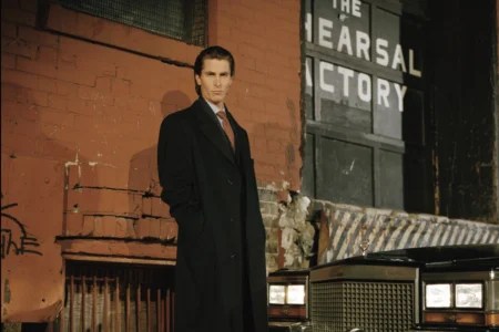 Psicopata Americano volta aos holofotes na Netflix com Christian Bale em performance icônica