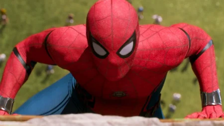 Fracasso nos cinemas, Kraven the Hunter vira sucesso na Netflix e reacende debate sobre cenas de ação brutais no MCU