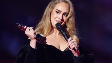Adele confirma estreia no cinema em adaptação de Anne Rice comandada por Tom Ford