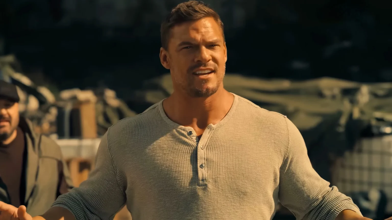 Diretor revela conversas para Playdate 2 e possível franquia de ação com Alan Ritchson