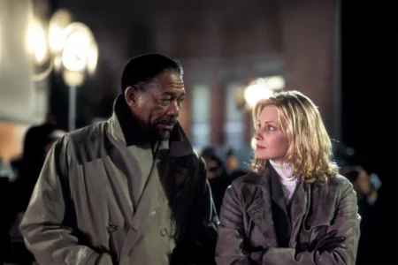 Suspense Na Teia da Aranha volta à Netflix e prova que Morgan Freeman segue imparável