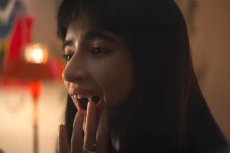 Filme da Netflix questiona ética do vampirismo ao cruzar imortal com jovem que deseja morrer
