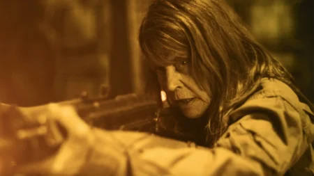 Osiris: filme de ação sci-fi com Linda Hamilton chega ao topo do Hulu e surpreende fãs