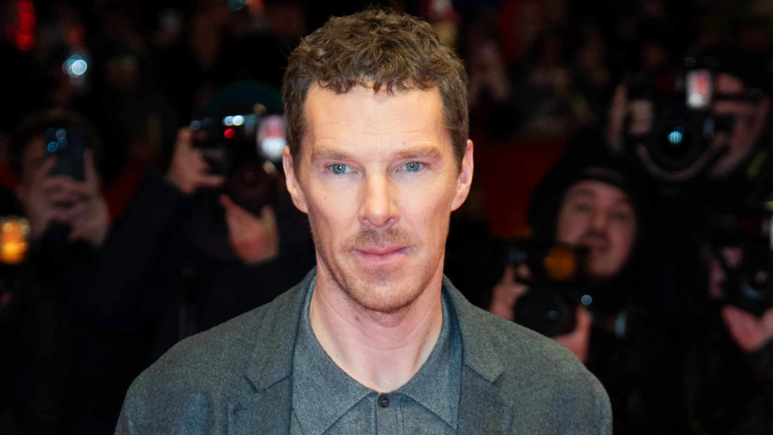 Benedict Cumberbatch confirma que filmará Rogue Male, romance que inspirou James Bond, no próximo ano - Imagem do artigo