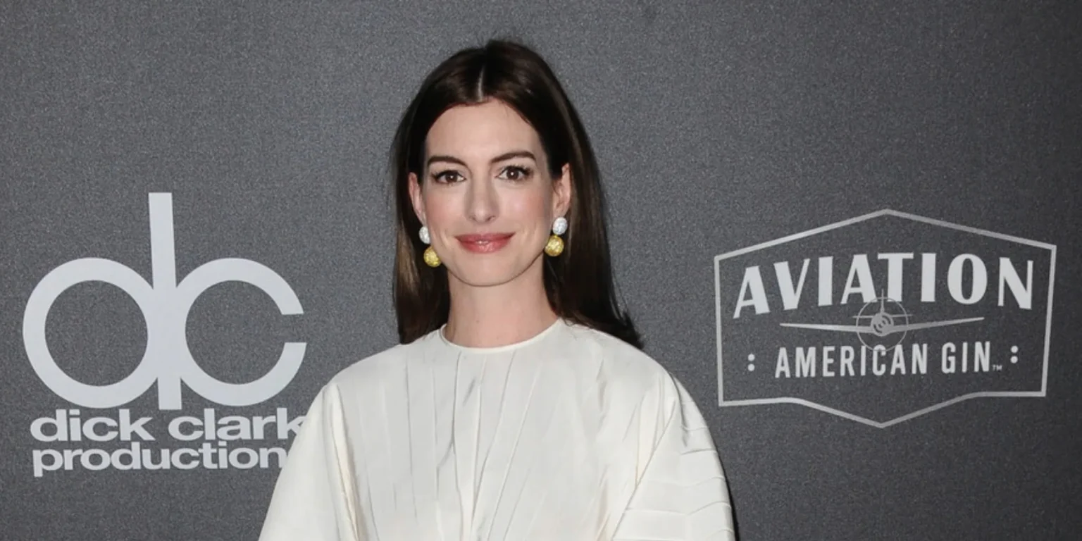 Anne Hathaway lidera thriller “Verity”, descrito pelo diretor como “sombrio e perturbador”