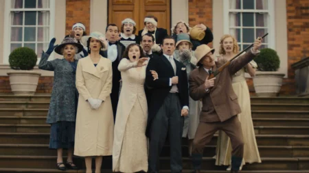 Fackham Hall: comédia satiriza a aristocracia britânica em ritmo frenético