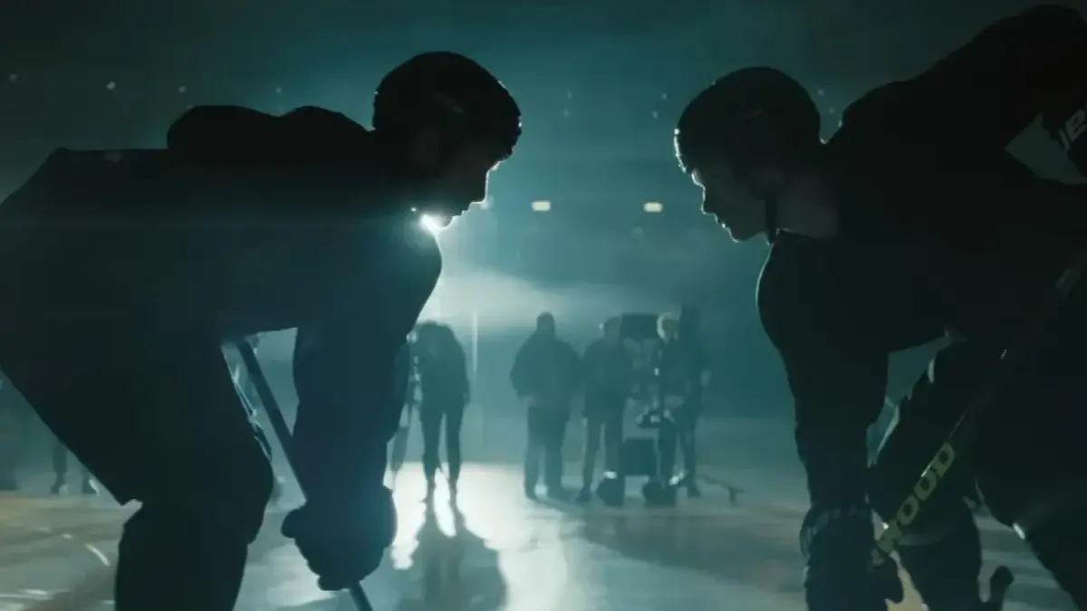 Onde foi filmada Heated Rivalry? Conheça cada locação da série da HBO Max - Imagem do artigo