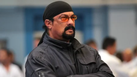 Steven Seagal retorna ao cinema em Order of the Dragon, seu primeiro filme desde 2019
