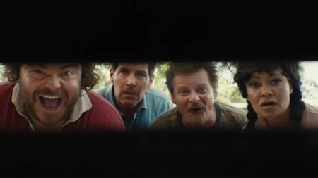 Nova versão de Anaconda tenta satirizar Hollywood, mas entrega comédia sem veneno