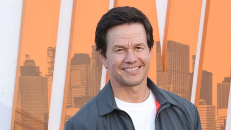 Flight Risk sobe ao Top 10 da HBO Max e marca retorno de Mark Wahlberg como vilão