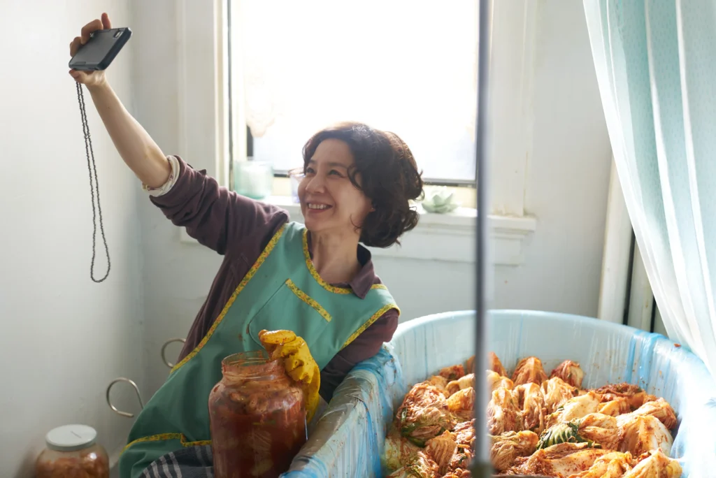Comédia suave “The Mother and the Bear” abre a safra de 2026 com delicadeza e humor familiar