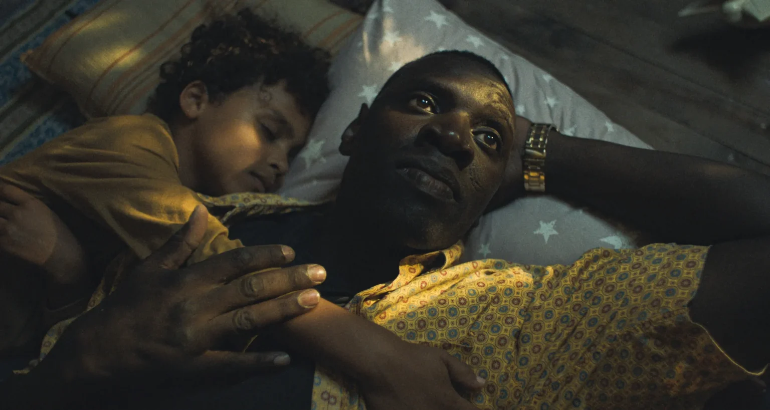 Drama “I Was a Stranger” tenta transformar crise migratória em suspense enxuto; veja a crítica