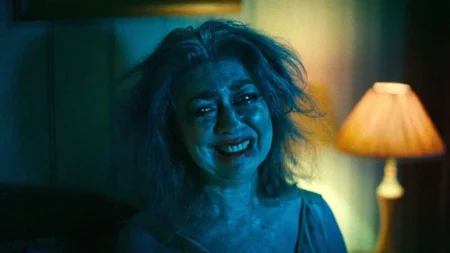 Filme de terror Together, elogiado por Stephen King, chega ao primeiro lugar no streaming nos EUA