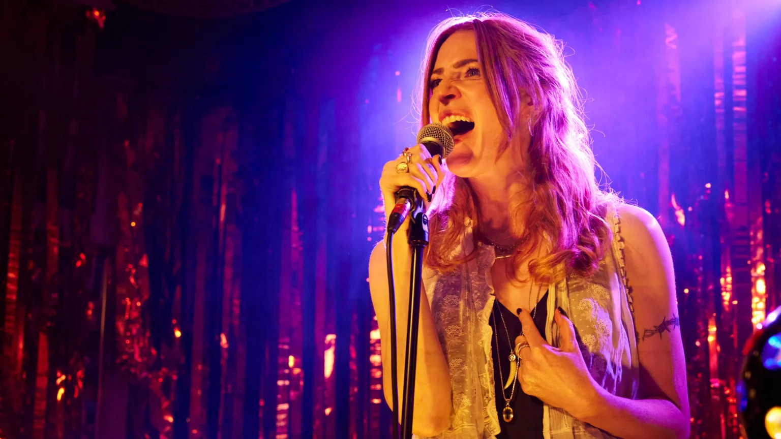 Riot Women: drama punk de Sally Wainwright impressiona pela força do elenco