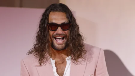 Jason Momoa lidera bilheterias e domina streaming com A Minecraft Movie