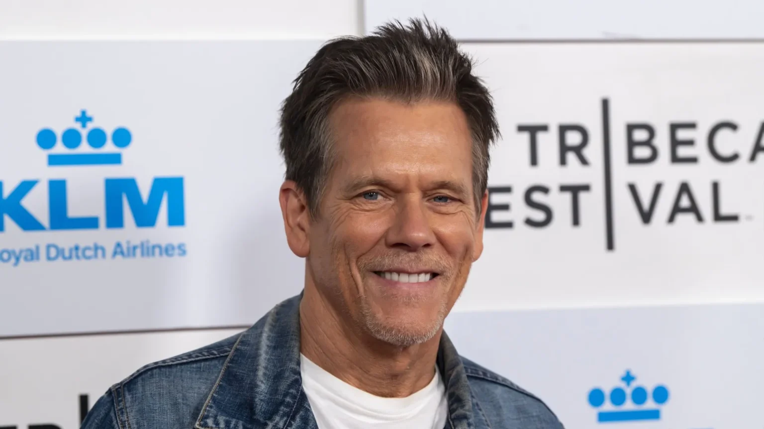 Kevin Bacon no cinema: 10 atuações inesquecíveis que moldaram sua carreira