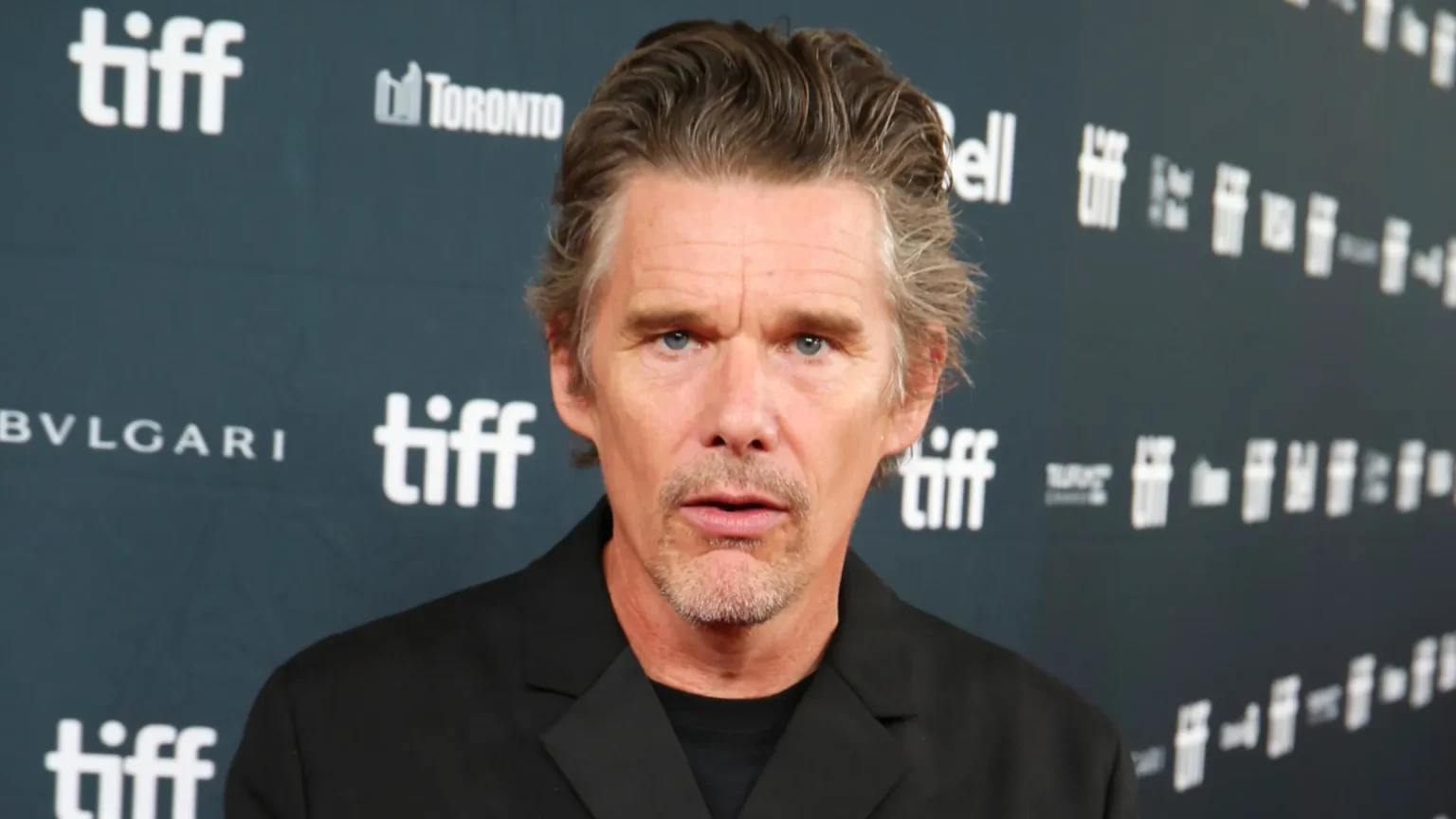 Black Phone 2 domina o streaming e coloca Ethan Hawke de volta ao centro do terror