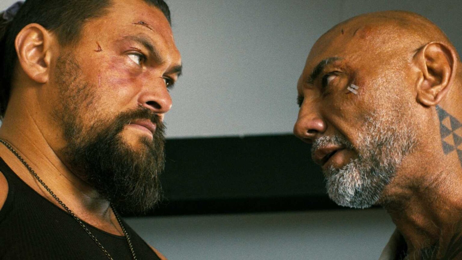 Crítica de Dupla Perigosa: filme do Prime Video entrega ação afiada, mas divide opiniões Dupla perigosa