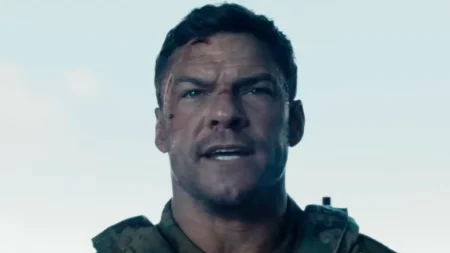War Machine: Alan Ritchson enfrenta androide implacável em nova aposta sci-fi da Netflix
