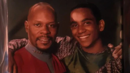 Episódio 5 de Star Trek: Starfleet Academy honra Sisko com atuações afiadas e direção sensível