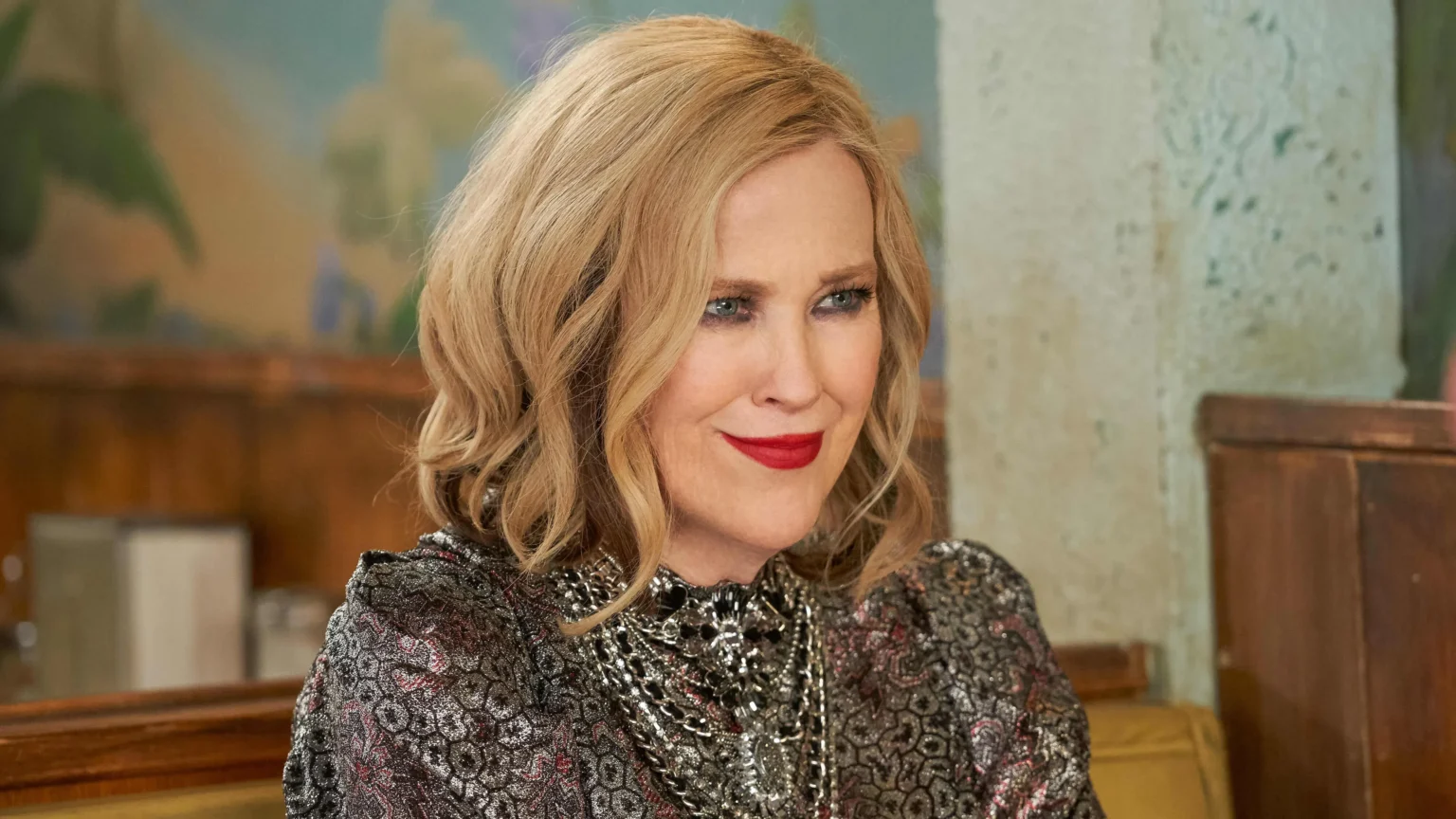 Certidão confirma causa da morte de Catherine O’Hara; legado da atriz ganha novo destaque