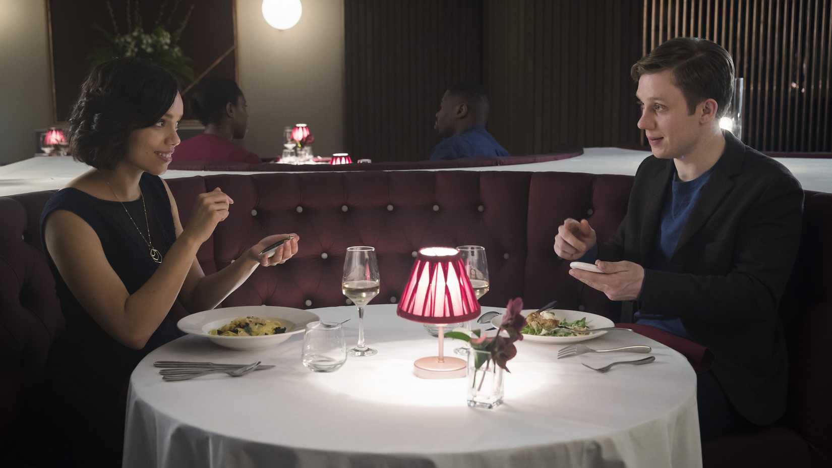 Dez episódios de Black Mirror que redefiniram o uso da ficção científica na TV - Imagem do artigo original
