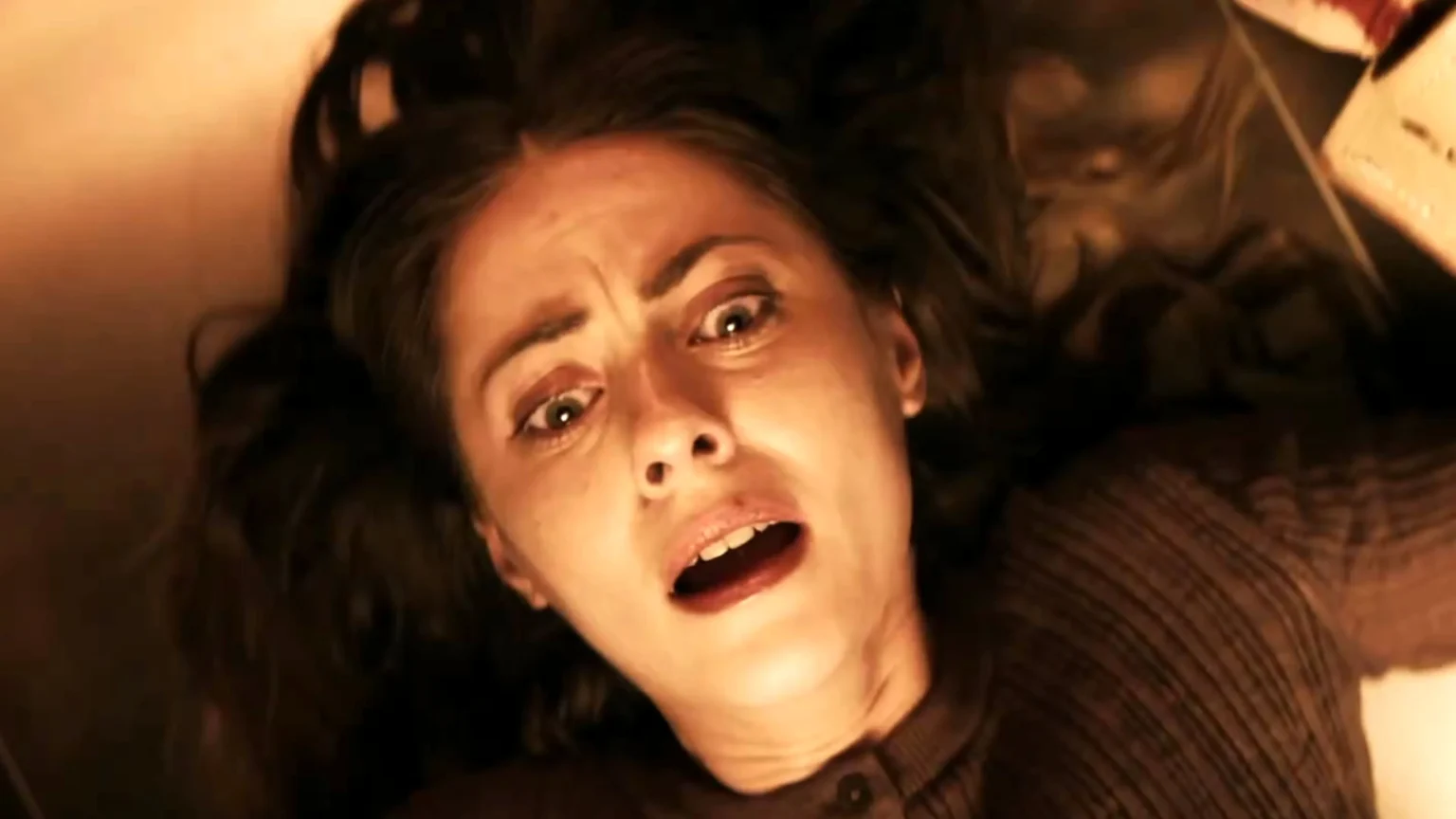 The Mortuary Assistant amarga 36% no Rotten Tomatoes, mas atuação de Willa Holland se destaca