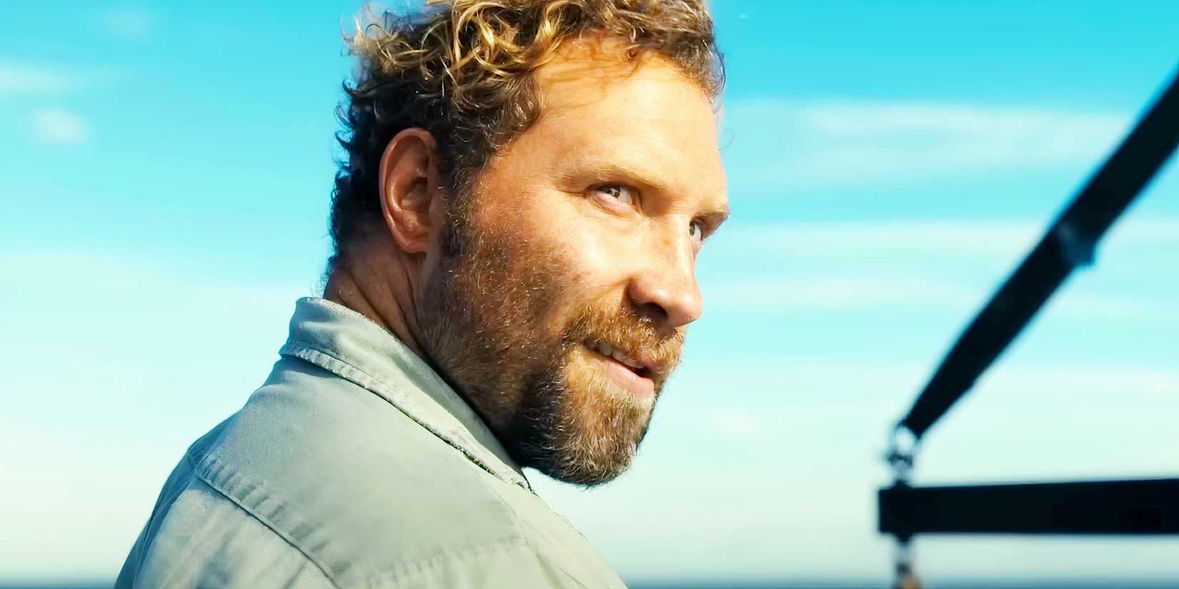 Jai Courtney se destaca como vilão carismático em “Dangerous Animals”, mistura de suspense com terror e tubarões - Imagem do artigo original