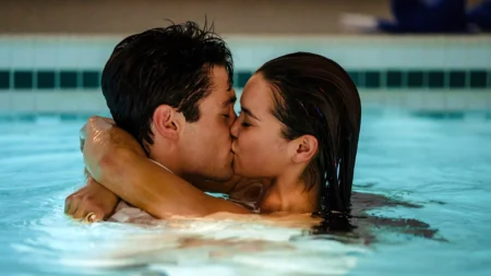 “Kissing Is The Easy Part”: performance dos atores e análise da nova comédia romântica adolescente