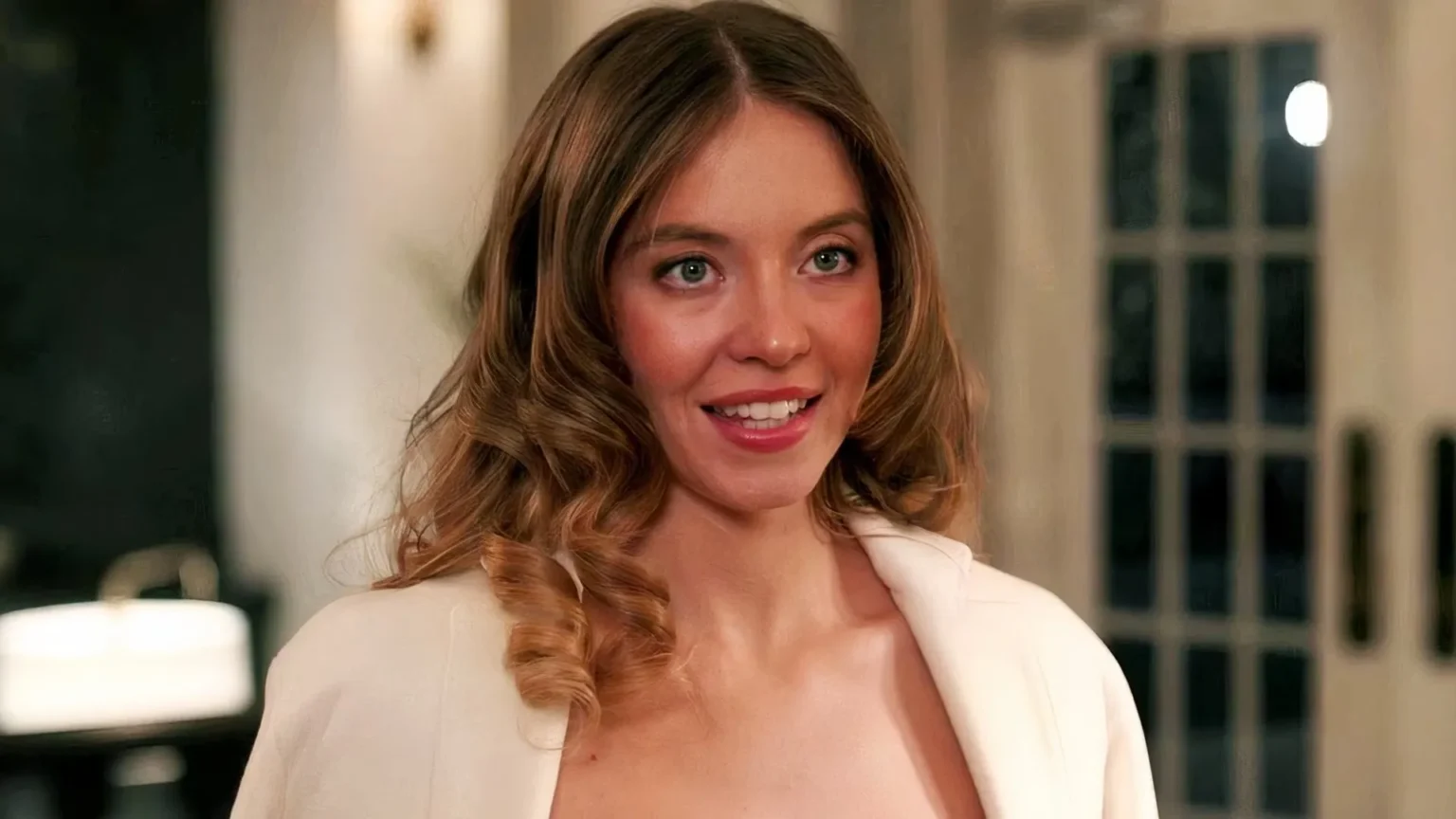 Sydney Sweeney bate recorde de bilheteria com thriller The Housemaid em 2025