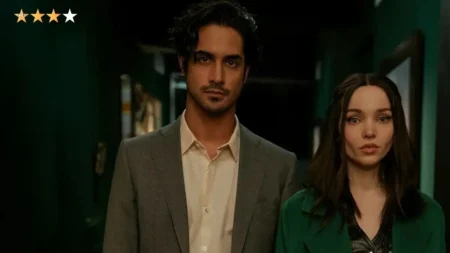 Crítica de 56 Dias: vale o play no novo suspense erótico do Prime Video? Dove Cameron e Avan Jogia em momento de tensão série 56 Dias