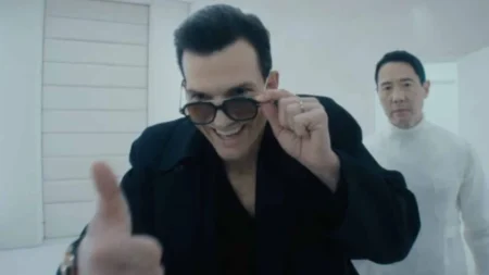 The Beauty: explicamos o que acontece no episódio 6 e por que ele muda a série por completo The Beauty, Ashton Kutcher em cena na série