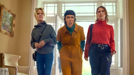 De Belfast ao Paraíso chega à Netflix e transforma um velório em investigação com humor ácido e perigo real De Belfast ao Paraíso