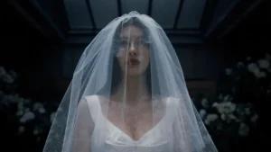 Dica de Streaming: 5 séries na Netflix para maratonar e salvar o seu fim de domingo (05/04) Algo Horrível Vai Acontecer estreia na Netflix com terror psicológico intenso, focado na paranoia e no medo de decisões irreversíveis.