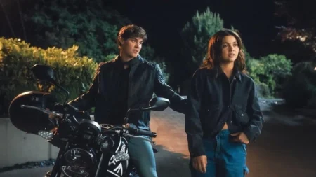 O Bad Boy e Eu surge no Prime Video mirando fãs de romance adolescente O Bad Boy e Eu vira aposta do Prime Video — mas revive velhos clichês