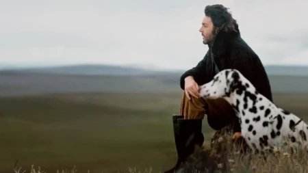 Crítica: O documentário de Paul McCartney com 100% de aprovação que está escondido no Prime Video O documentário Paul McCartney: Homem em Fuga atinge 100% de aprovação.