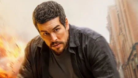 Agente Zeta chega ao Prime Video Brasil e coloca a espionagem espanhola em rota de colisão com a Colômbia Mario Casas em cena de Agente Zeta, filme de espionagem disponível no Prime Video Brasil