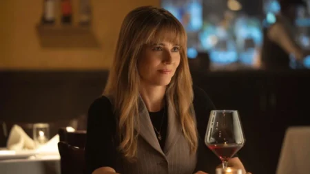 DTF St. Louis episódio 5: acabou a teoria — as pistas aparecem, e Carol vira o alvo do jogo cena de DTF St. Louis no episódio 5, em capítulo marcado por novas pistas e tensão crescente.