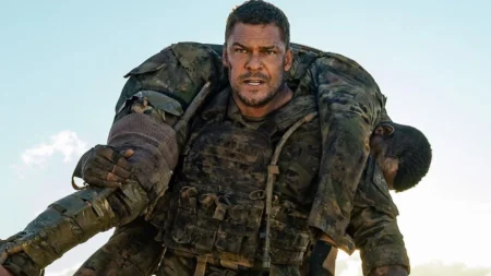 Alan Ritchson chega à Netflix Brasil com Máquina de Guerra — ação sem pausa Alan Ritchson em cena de Máquina de Guerra (War Machine), filme de ação e ficção científica da Netflix Brasil