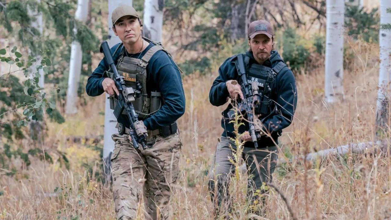 Marshals Luke Grimes como Kayce Dutton em cena do episódio 3 de Marshals: Uma História de Yellowstone no Paramount+ Brasil