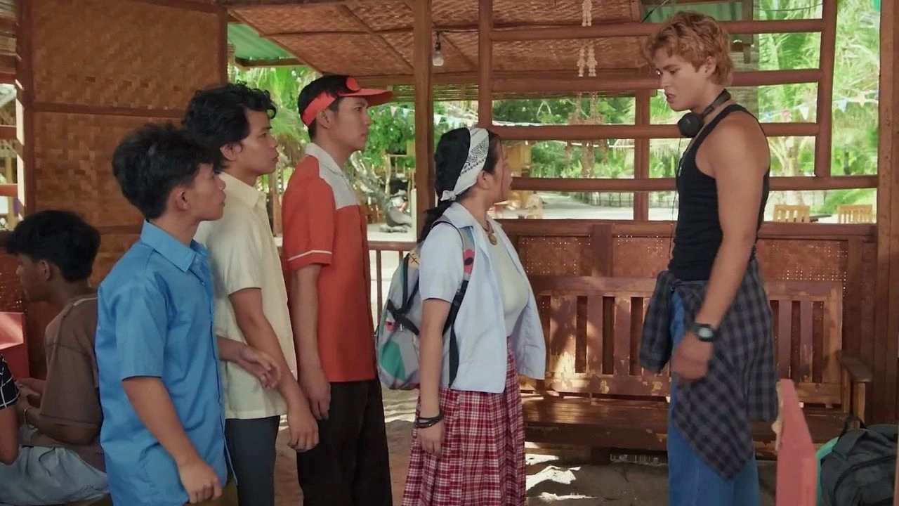 18 rosas Cena de 18 Rosas, novo filme de romance e drama da Netflix de origem filipina