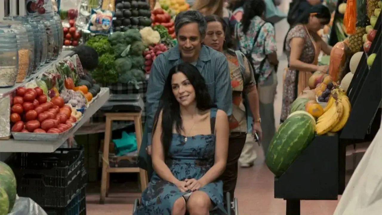 Santita estreia na Netflix com drama romântico sobre trauma, autonomia e relações afetivas complexas