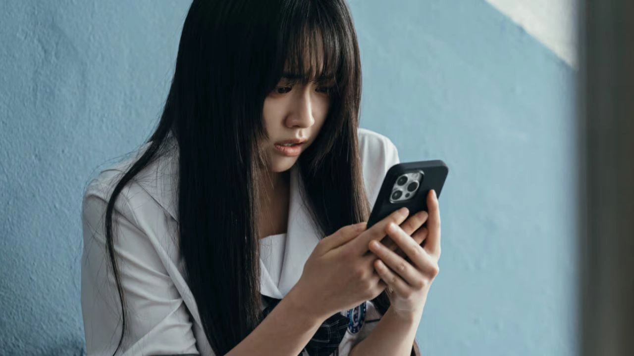 Crítica de Se Desejos Matassem analisa o novo K-drama de terror da Netflix sobre um aplicativo mortal e desejos fatais Crítica de Se Desejos Matassem analisa o novo K-drama de terror da Netflix sobre um aplicativo mortal e desejos fatais