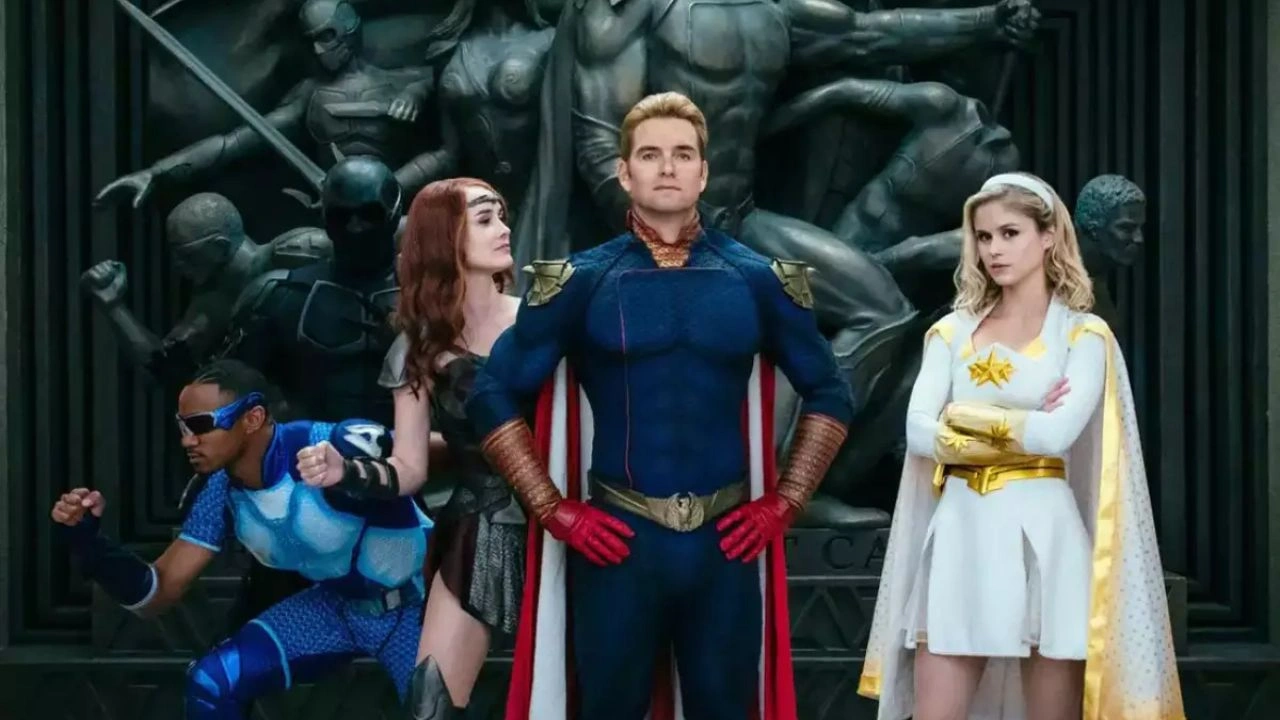 The Boys Homelander em expressão ameaçadora na estreia da 5ª e última temporada de The Boys no Prime Video.